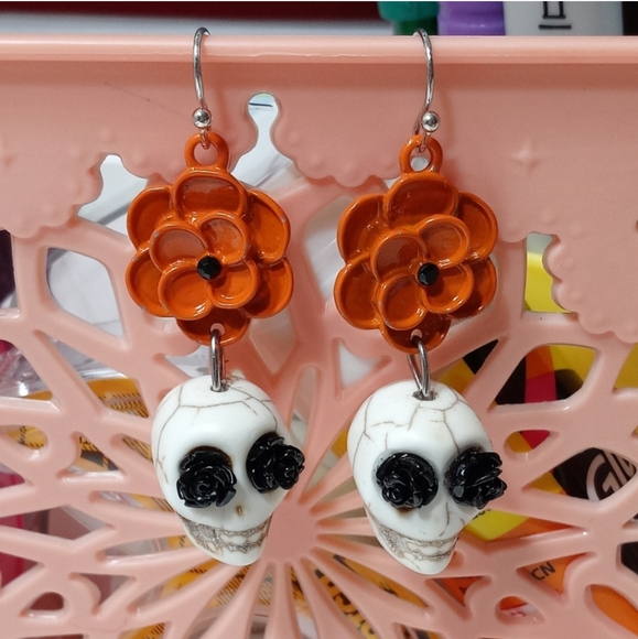 Halloween Jewelry Sale NWT Starting at $4 - Picture 7 of 8